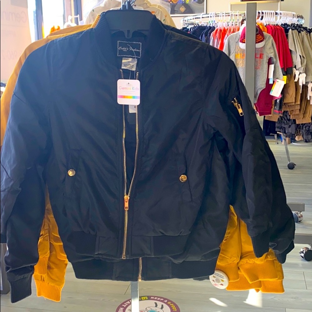 Girls bomber